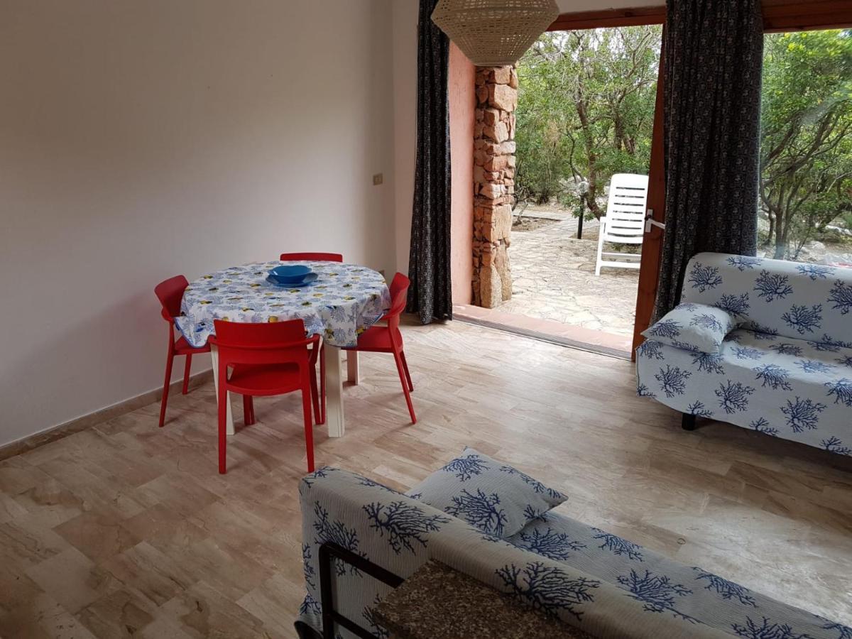 Corbezzolo Villa Порто Таверна Екстериор снимка